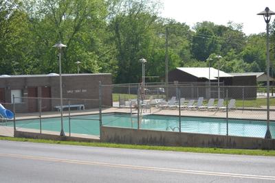 picture of a city pool